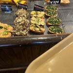 クーロンヌとりで - 朝からいろんなパンが出来たて