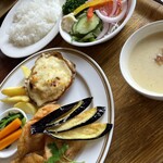 Homer - カサゴの唐揚げとホタテグラタンの特選Bランチ♪食いしん坊さんも満足するはず♡