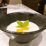 博多もつ鍋 やま中 - 