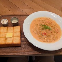 梅田 ワーフ - 生雲丹の濃厚クリームパスタ