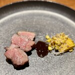 306904393 - 感動した三元豚ロース、とうもろこしも美味しい