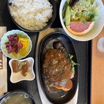 レストラン１４１ - 