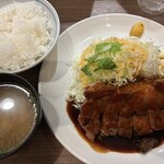 大阪トンテキ ホワイティうめだ - 