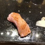 たか吉の鮨 - 塩釜の大トロ