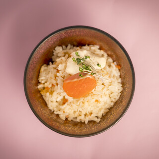 ランタイム限定！サーモン飯がついてくるランチセット！