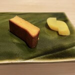 鮨 みずかみ  - 玉子、沢庵