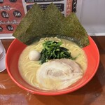 横浜家系ラーメン 赤家 西川口店 - 