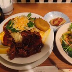 洋食Mogu - ピリミートオム　1380円(税込)