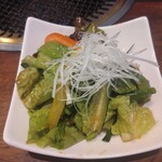ぴょんぴょん舎 - ミニセンナムルサラダ