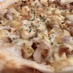 ガブ飲みビストロ酒場　ねぎらいや - 照りマヨピザ