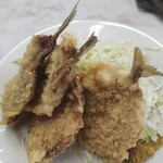 春美食堂 - イワシと味のフライが2枚づつ