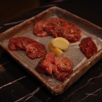 焼肉 拍手喝采 - 
