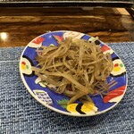 さか本 鮨 - きんぴらごぼう