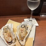 牡蠣とワインと地酒と出汁 KAKIKU-KE 大阪第2ビル店 - 