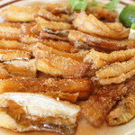 魚山人 - 太刀魚の飴煮。かりっと揚がった太刀魚を甘辛く、美味しい！