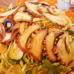 魚山人 - 定番のタコのカルパッチョ！