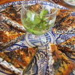 魚山人 - こちらも定番のひじきのキッシュ♪ミントと一緒に食べると美味しい！