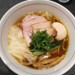 らぁ麺 たか山 - 特性醤油ラーメン