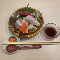 だし屋 おわん - 