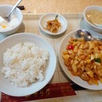 中華料理福臨門 - 鶏肉の辛子黒豆味噌炒め850円