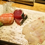 すし丸 - 蟹爪、メジマグロ、平目