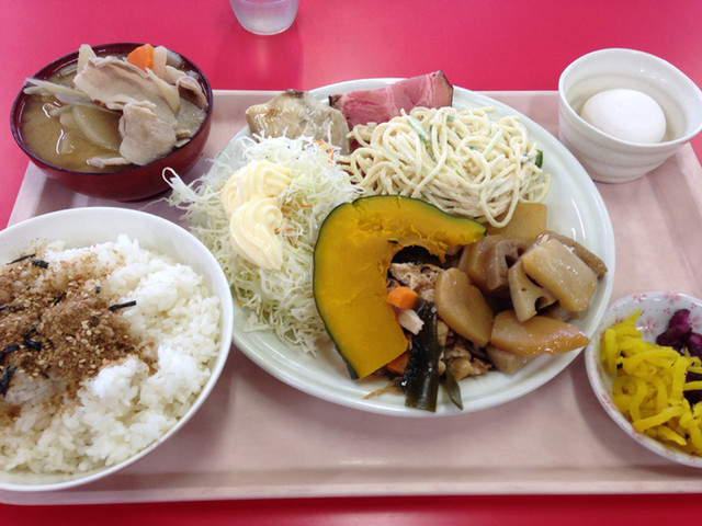 浜松トラックステーション内 浜松インター食堂 ハママツインターショクドウ 天竜川 定食 食堂 食べログ