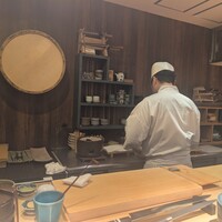 五反田鮨 SUSHI TOKYO 81 - カウンターに着席