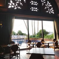 The lounge on the water - 