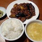 新亜飯店 - 