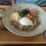 砂屋 - 冷月見そば（９３０円）