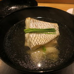 日本料理 太月 - 26年8月　明石鯛潮椀　素麺、芽葱（あちき）