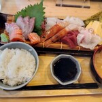 うみからそらへ - 刺身定食  1600円 