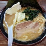 らあめん寸八 - 豚骨醤油らぁめん
