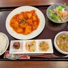 福隆 - ランチセットのエビチリ￥1100になっていましたが、このご時世に味、ボリュームを考えると納得です。エビも中振りのエビが15尾入ってました。前菜（肉団子、春雨、千切り大根）も全て美味い。スープもグー。