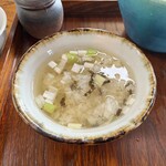 さぶろう - ちょいめしをドボンして、〆の鯛出汁茶漬けの完成