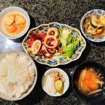 海樹 - 魚の日替わり定食（麦いかバタ－炒め定食）