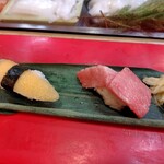 立喰 さくら寿司 - 数の子（1貫220円）　カマトロ（1貫770円）