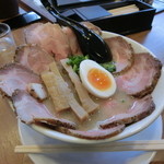 こくとん塩チャーシュー(+0.5玉無料)