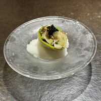 十皿 - 真つぶ貝とライムのマリネ　キャビア