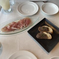 24/7 restaurant - 