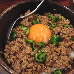 焼肉ホルモン 炭銀 - 鶏そぼろ月見丼