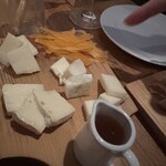 KAKI's kitchen BASSA - 