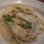 KAKI's kitchen BASSA - 