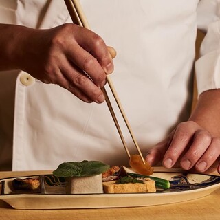 日本酒・料理への情熱と自由な発想で、グルメな皆様の舌を魅了