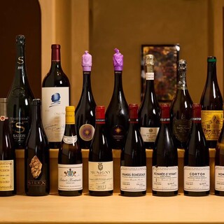 店主が追求し続ける日本酒やワインで贅沢な酔い心地を堪能