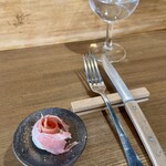 苑 - 生ハムマカロン