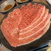 焼肉うしごろ 新宿三丁目店 - 