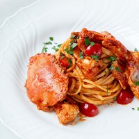 カニとトマトソースのリングイーネ ブランデー風味