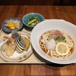 天ぷらバル 天むす 銀座 たけぞう - 夏限定　冷やしうどん天ぷらセット