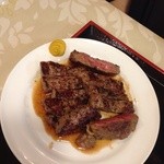 ステーキバーグのステーキ